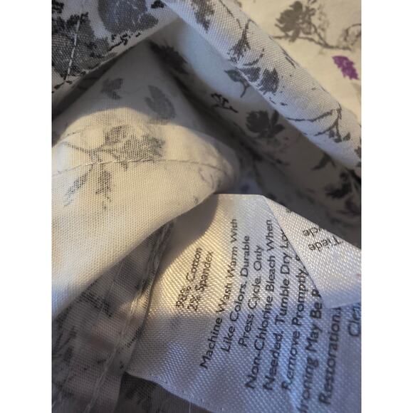 Eddie Bauer Coquette Button Front Top L Womens Long Sleeve Wrinkle-Resistant - Picture 5 of 6